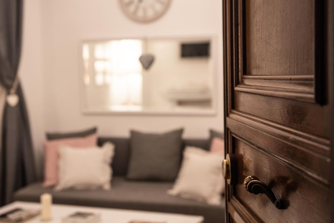 Sweet Arco Farnese Appartamento